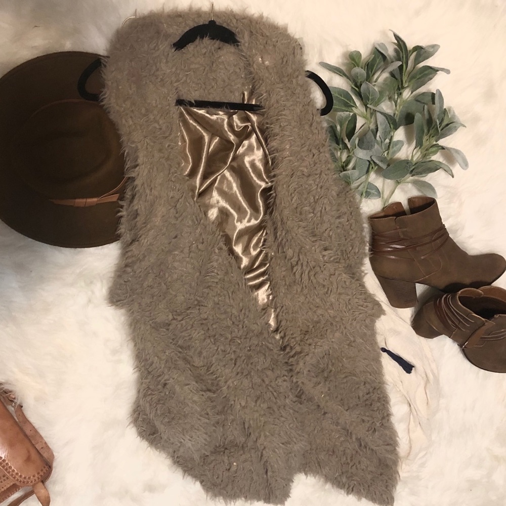 Faux fur vest